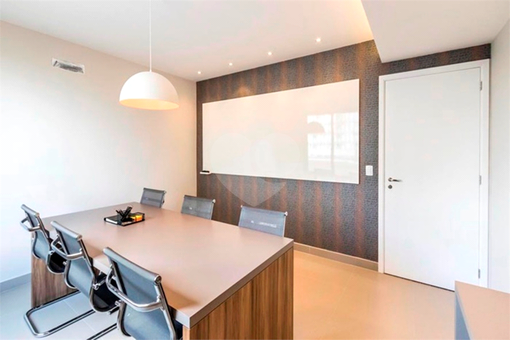 Studio todo mobiliado para Venda ou Locação  no Centro em Prédio semi novo próximo ao metrô!!!