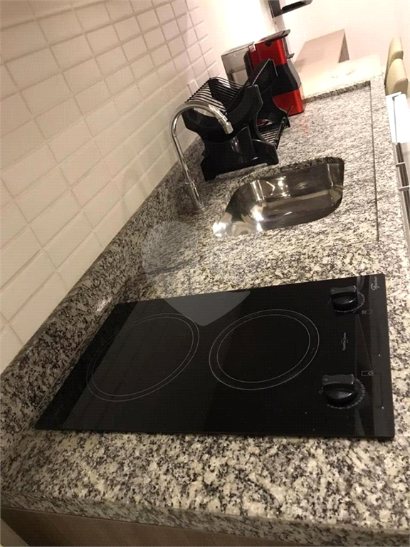 Studio todo mobiliado para Venda ou Locação  no Centro em Prédio semi novo próximo ao metrô!!!