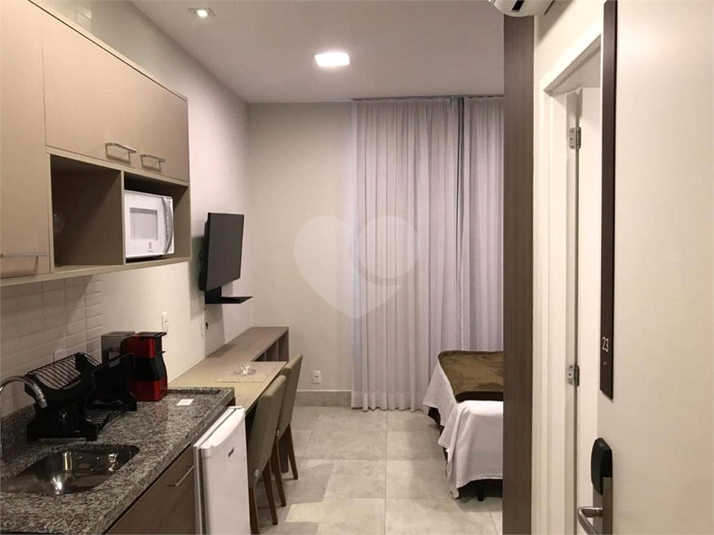Studio todo mobiliado para Venda ou Locação  no Centro em Prédio semi novo próximo ao metrô!!!