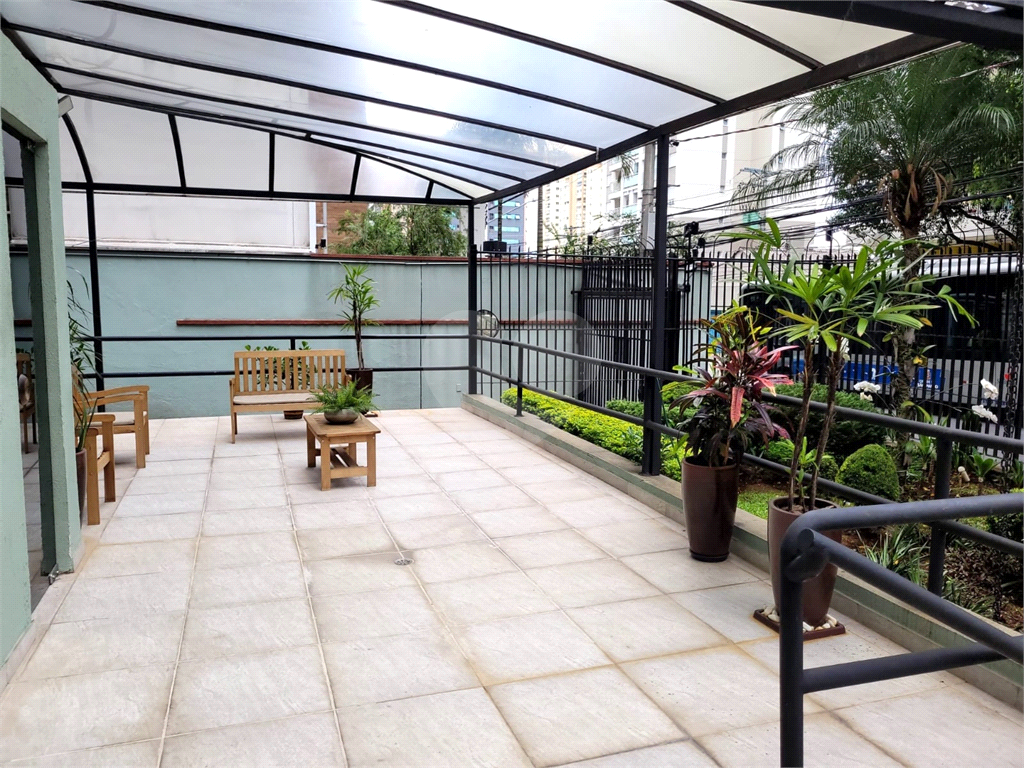 Excepcional Apartamento à venda, Santana com 60m², 2 dormitórios, sala com varanda e 1 vaga.