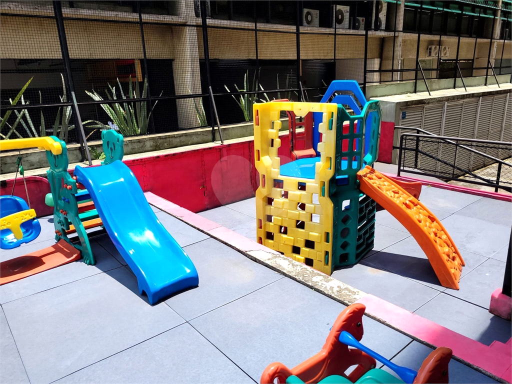 Excepcional Apartamento à venda, Santana com 60m², 2 dormitórios, sala com varanda e 1 vaga.