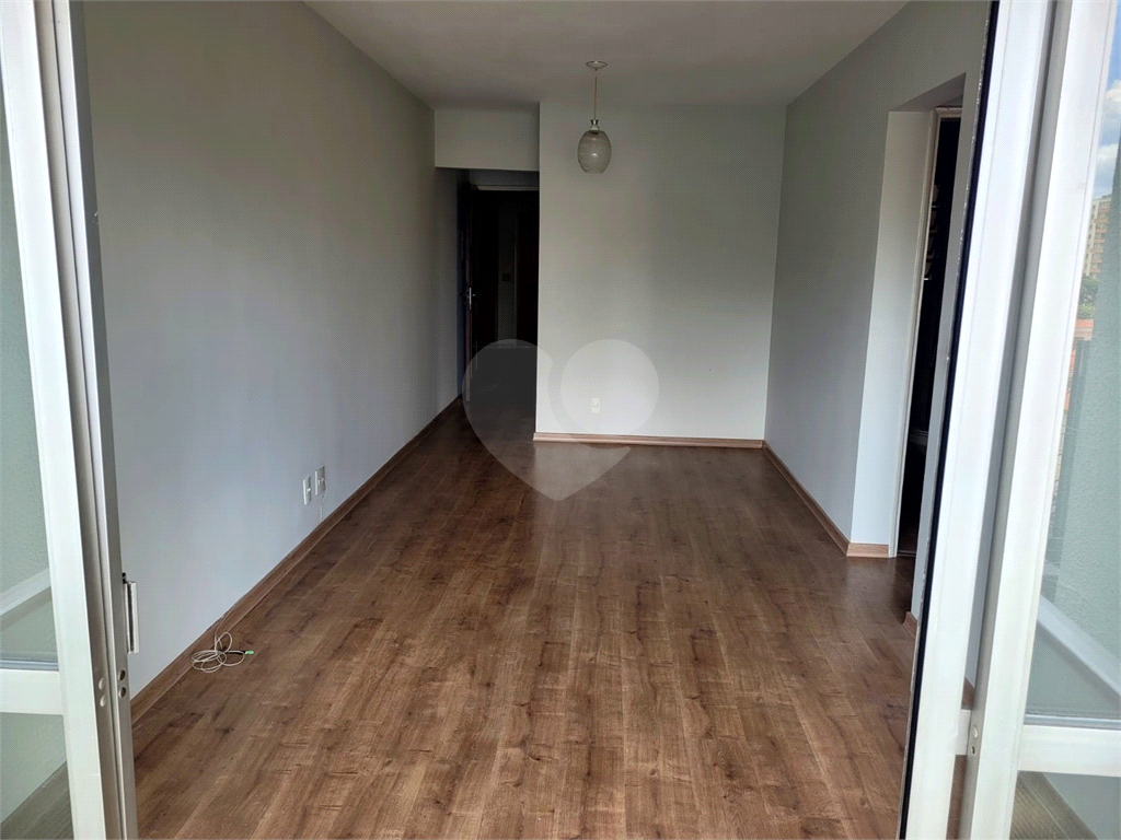 Excepcional Apartamento à venda, Santana com 60m², 2 dormitórios, sala com varanda e 1 vaga.