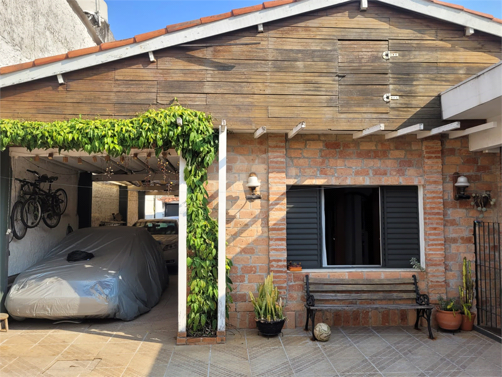 Casa térrea com 3 suítes na Casa Verde