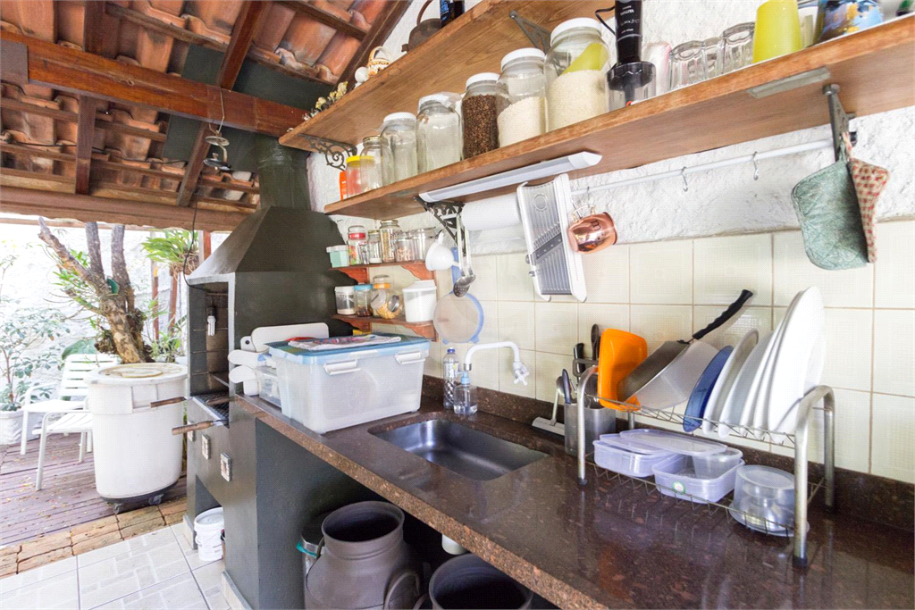 Casa térrea com 3 suítes na Casa Verde