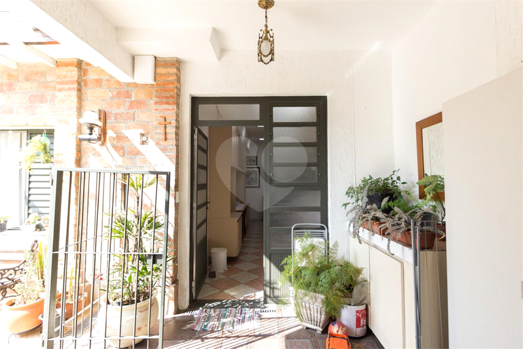 Casa térrea com 3 suítes na Casa Verde