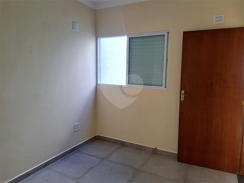 Linda casa á venda com 2 dormitorios na cidade de Bragança Paulista-SP