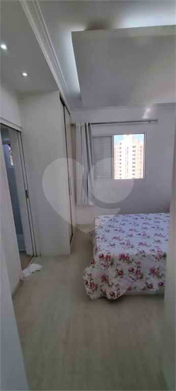 Apartamento para venda. 100m2. 3 quartos (1 suíte), sacada. 2 vagas fixas. Depósito. Santana