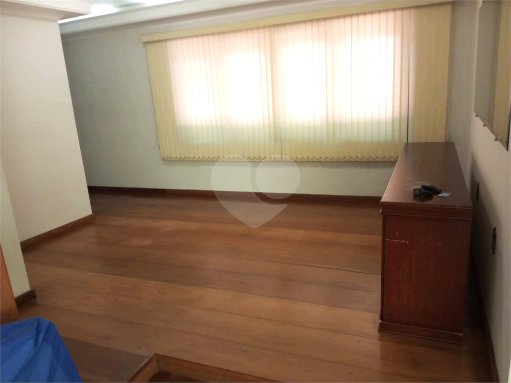 Casa de Condomínio à venda com 3 quartos, 250m² - Foto 16