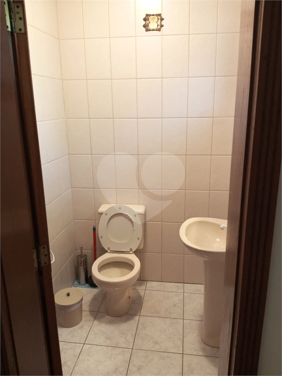 Casa de Condomínio à venda com 3 quartos, 250m² - Foto 15