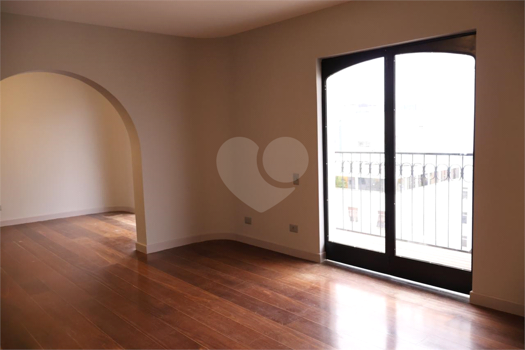 Apartamento à venda com 4 quartos, 198m² - Foto 31