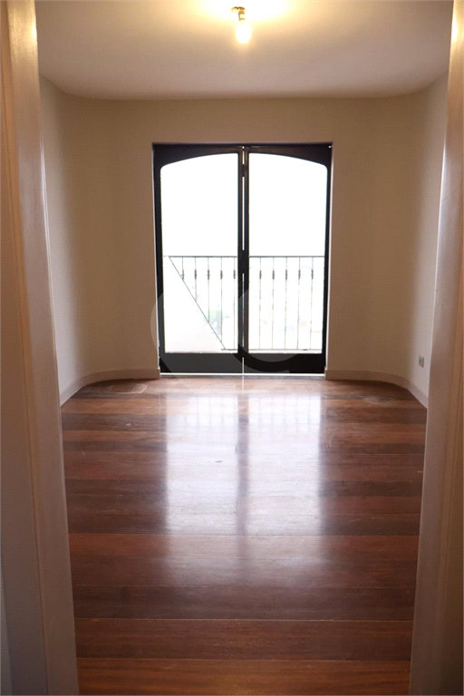 Apartamento à venda com 4 quartos, 198m² - Foto 34