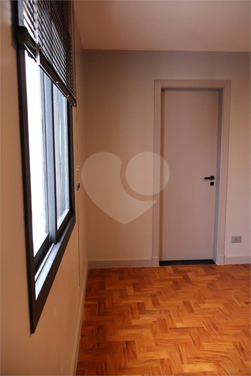 Apartamento à venda com 4 quartos, 198m² - Foto 24