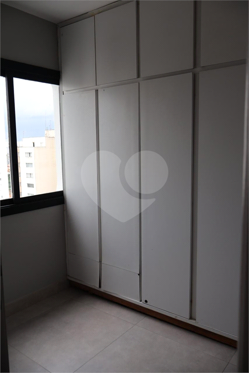 Apartamento à venda com 4 quartos, 198m² - Foto 8