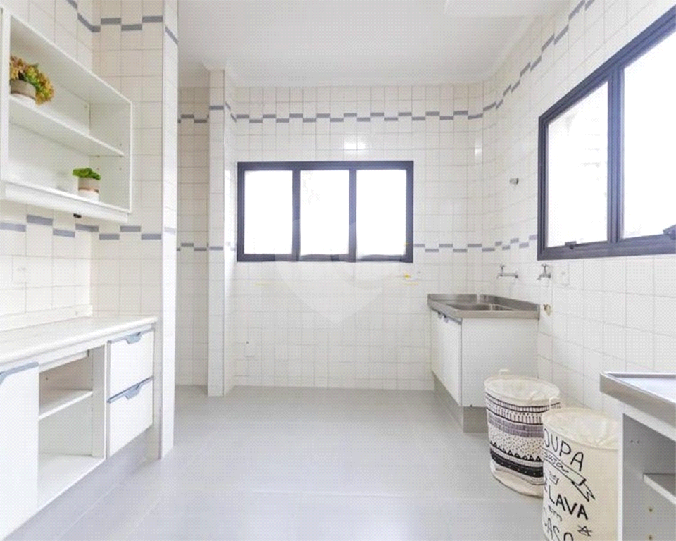 Apartamento à venda com 4 quartos, 357m² - Foto 9