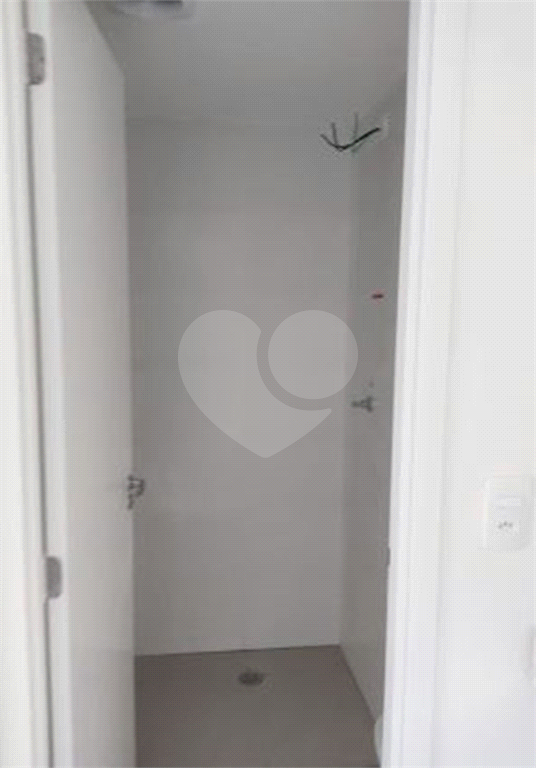 APARTAMENTO em PINHEIROS