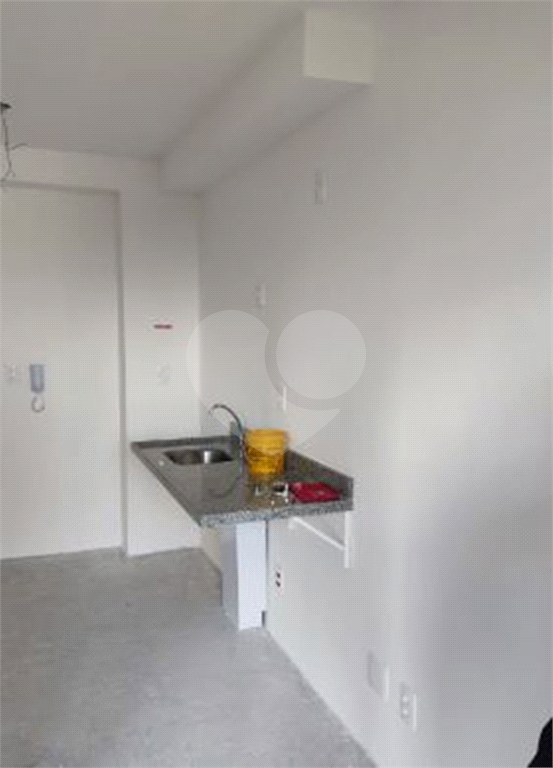 APARTAMENTO em PINHEIROS
