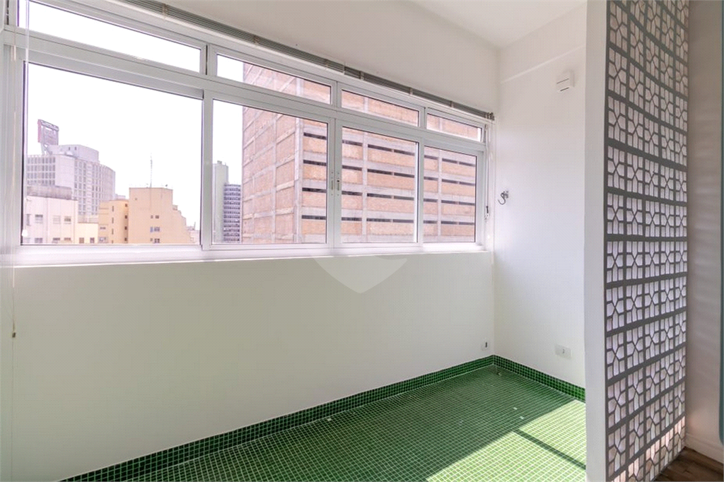 APARTAMENTO em BELA VISTA