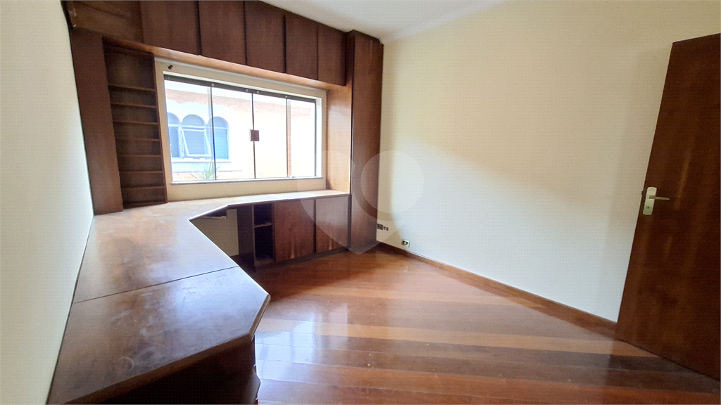 Casa à venda e aluguel com 4 quartos, 881m² - Foto 25