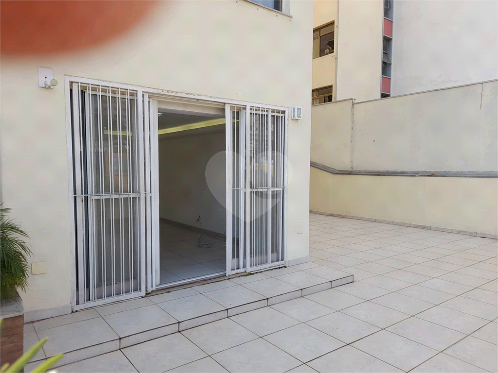 Apartamento à venda com 3 quartos, 150m² - Foto 13