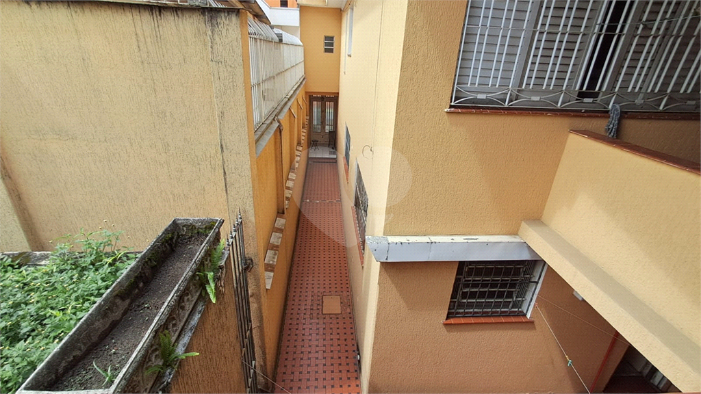 Sobrado à venda | 178 m2 | 2 dormitórios (1 suíte) | 3 vagas na Parada Inglesa!