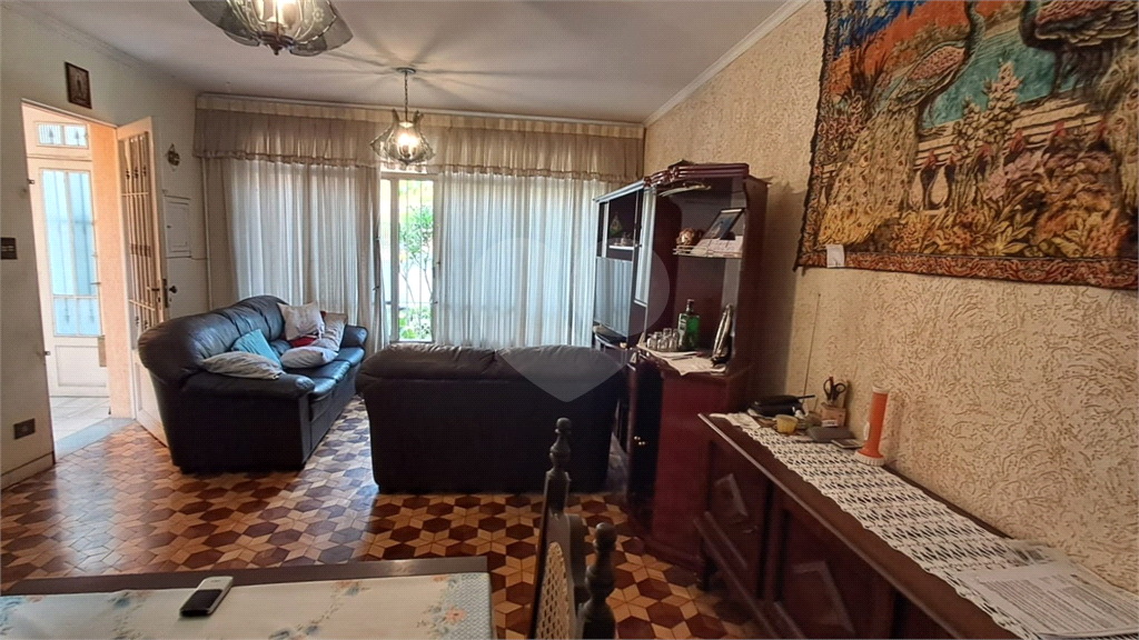 Sobrado à venda | 178 m2 | 2 dormitórios (1 suíte) | 3 vagas na Parada Inglesa!