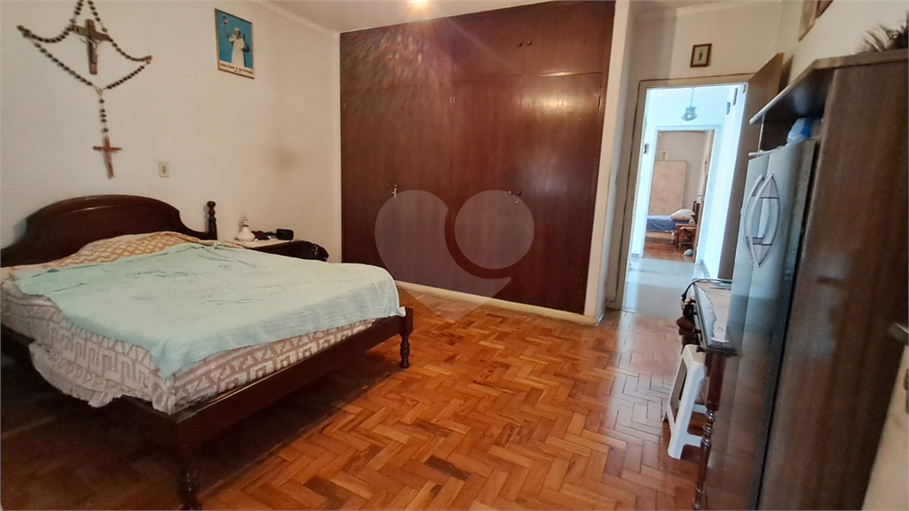 Sobrado à venda | 178 m2 | 2 dormitórios (1 suíte) | 3 vagas na Parada Inglesa!