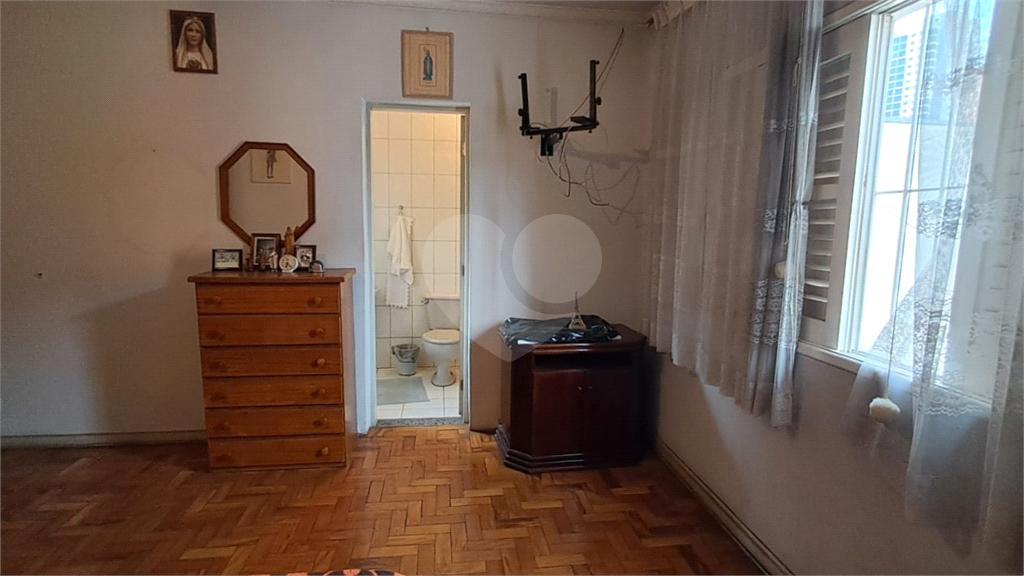 Sobrado à venda | 178 m2 | 2 dormitórios (1 suíte) | 3 vagas na Parada Inglesa!