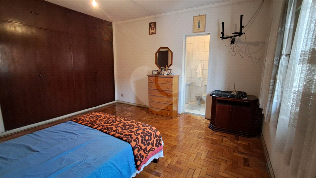 Sobrado à venda | 178 m2 | 2 dormitórios (1 suíte) | 3 vagas na Parada Inglesa!