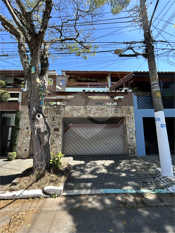 Sobrado à venda com 3 quartos, 234m² - Foto 6