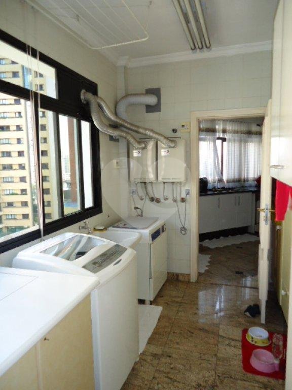 Apartamento à venda com 3 quartos, 220m² - Foto 6