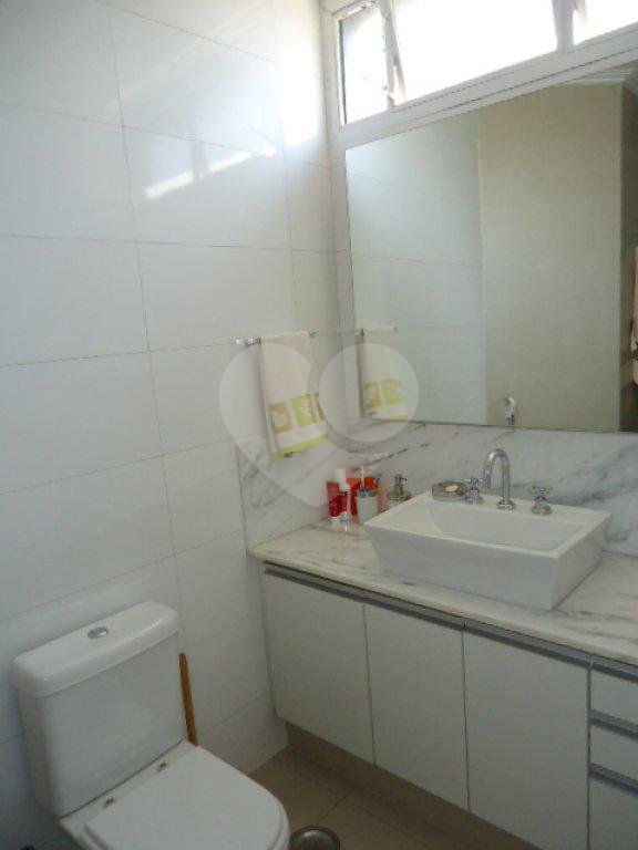 Apartamento à venda com 3 quartos, 220m² - Foto 16