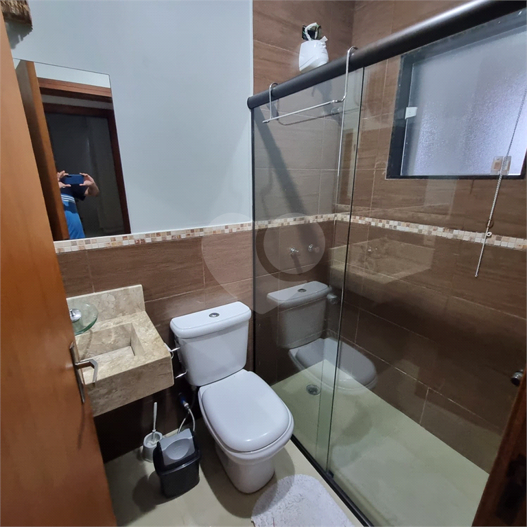 Casa a venda em Caraguatatuba com 5 quartos e piscina