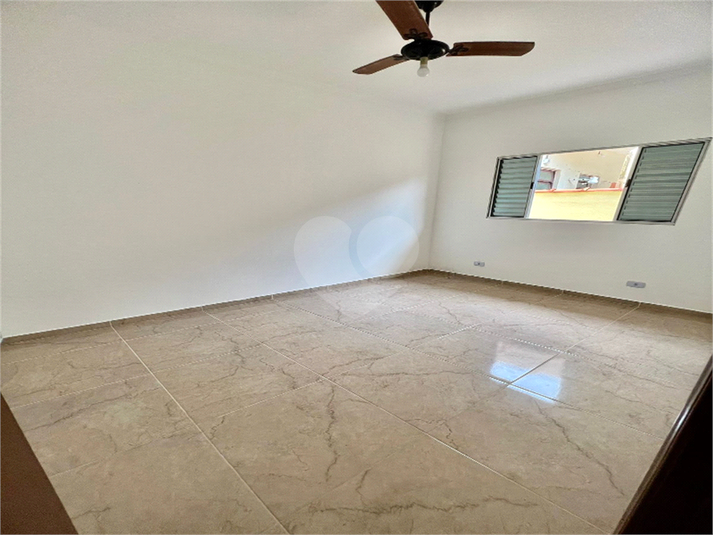 Casa totalmente reformada na Praia Grande!! Solemar