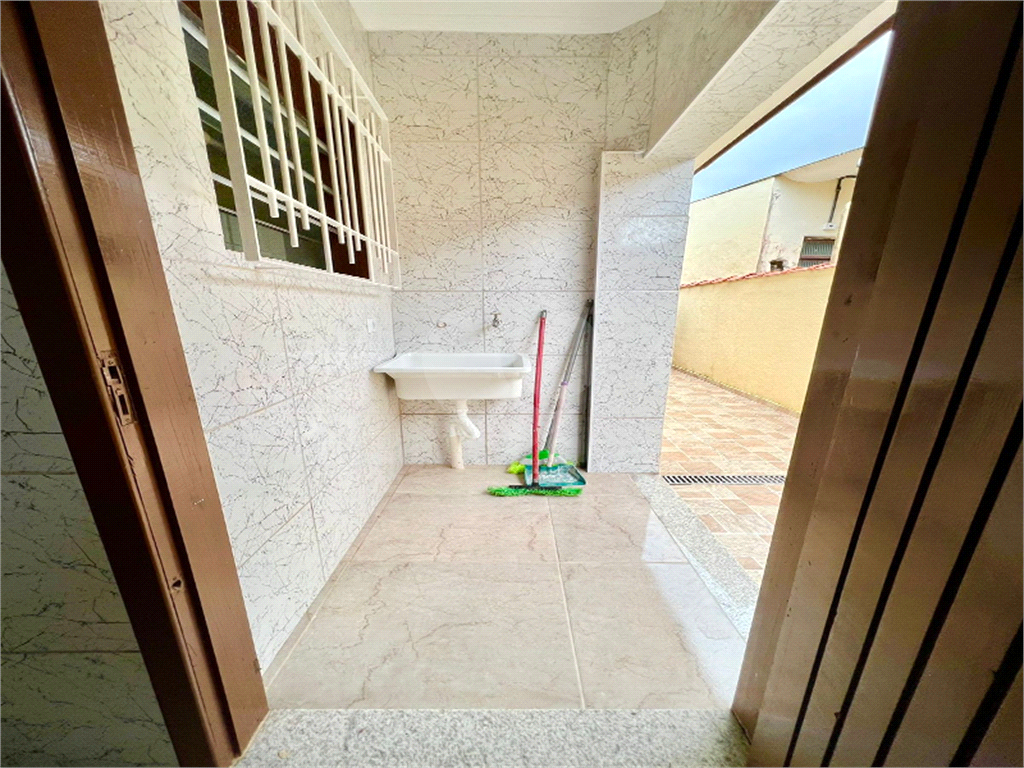 Casa totalmente reformada na Praia Grande!! Solemar