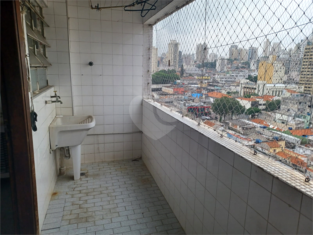 Apartamento em Santana, próximo ao metrô, com 3 dormitórios, 2 banheiros
