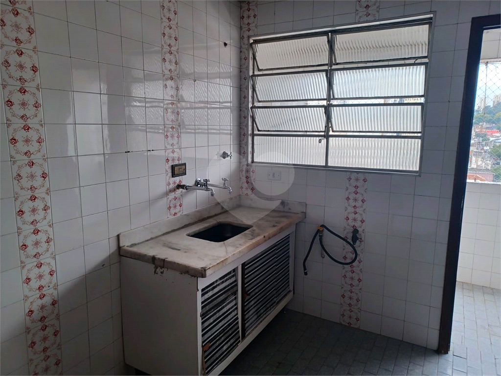 Apartamento em Santana, próximo ao metrô, com 3 dormitórios, 2 banheiros
