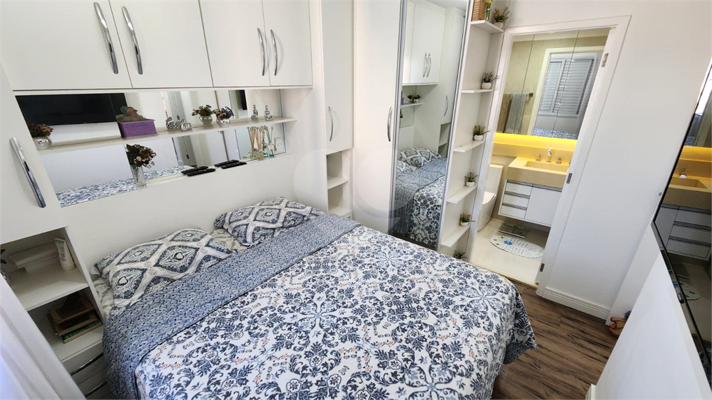 APARTAMENTO em PARADA INGLESA
