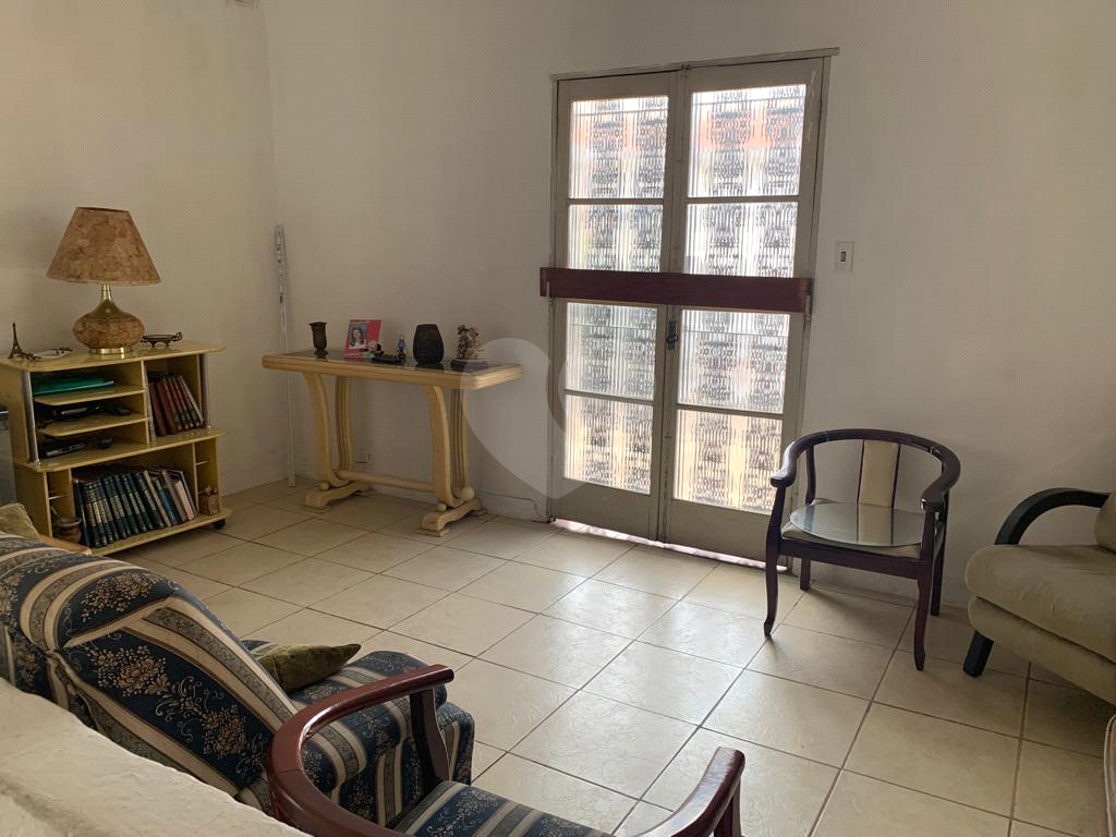 Sobrado à venda com 3 quartos, 200m² - Foto 19