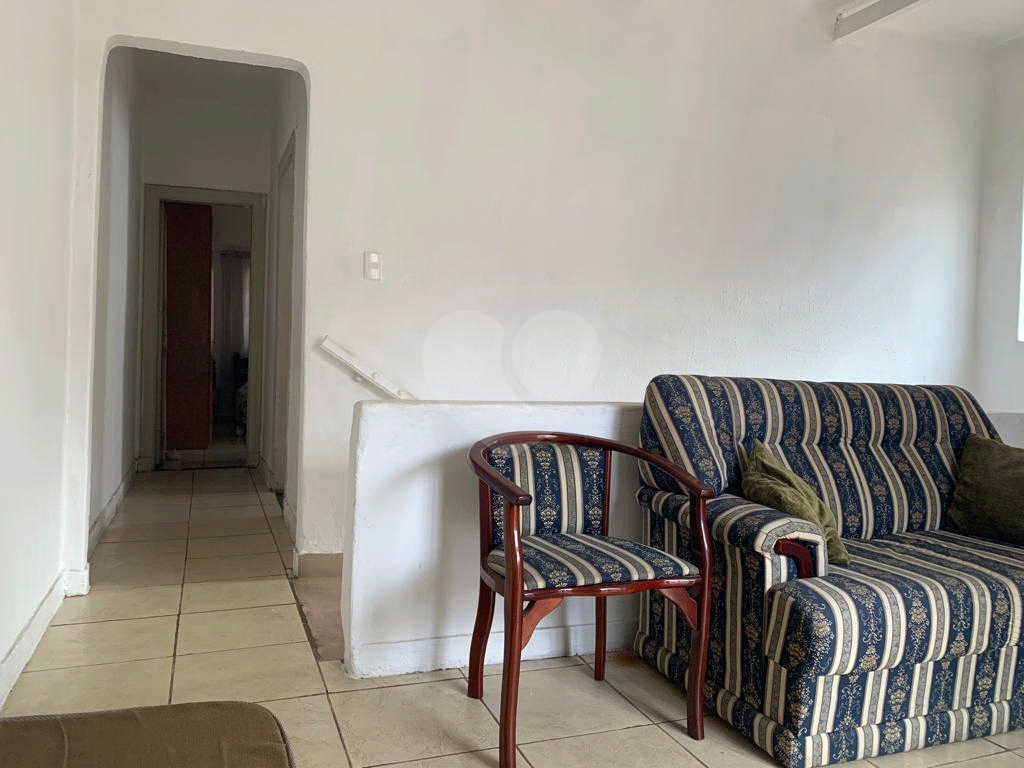 Sobrado à venda com 3 quartos, 200m² - Foto 17