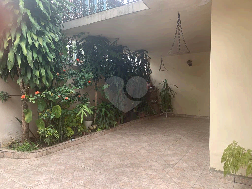 Sobrado à venda com 3 quartos, 200m² - Foto 13