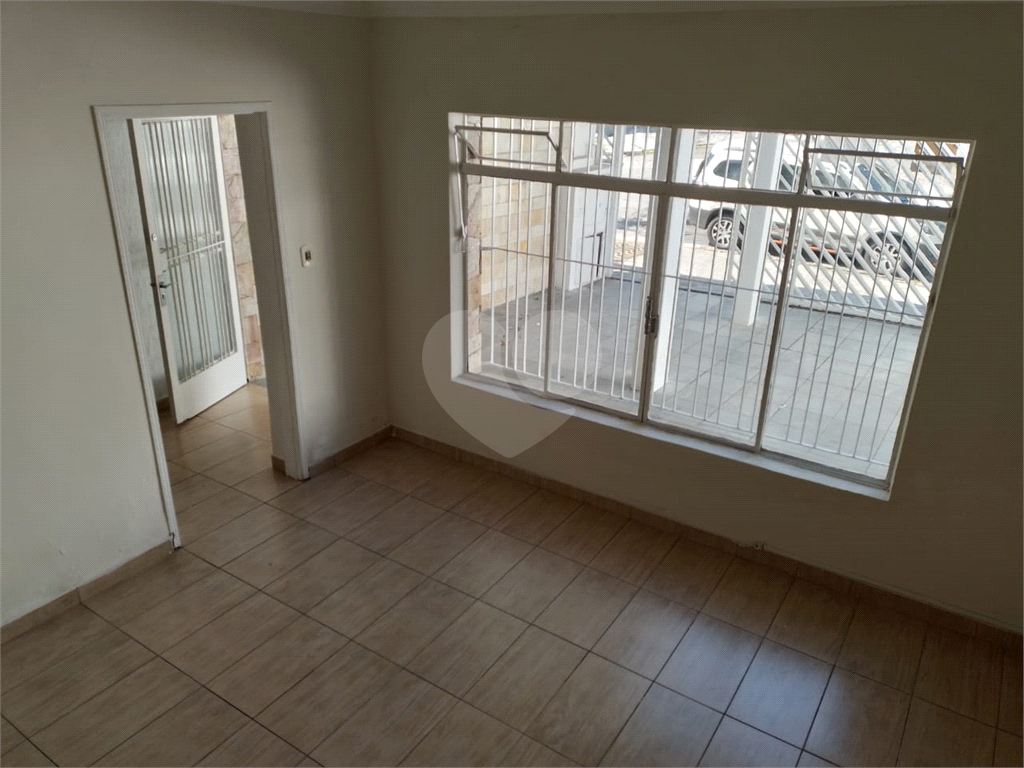 Sobrado à venda e aluguel com 3 quartos, 140m² - Foto 4