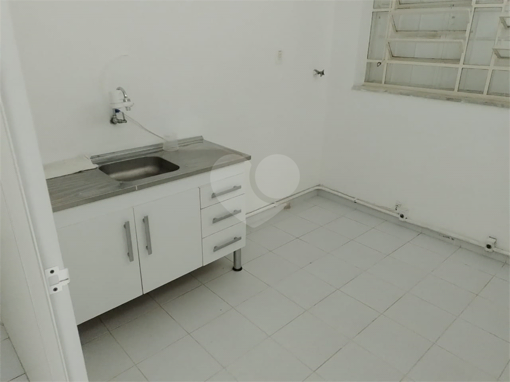 Sobrado à venda e aluguel com 3 quartos, 140m² - Foto 15