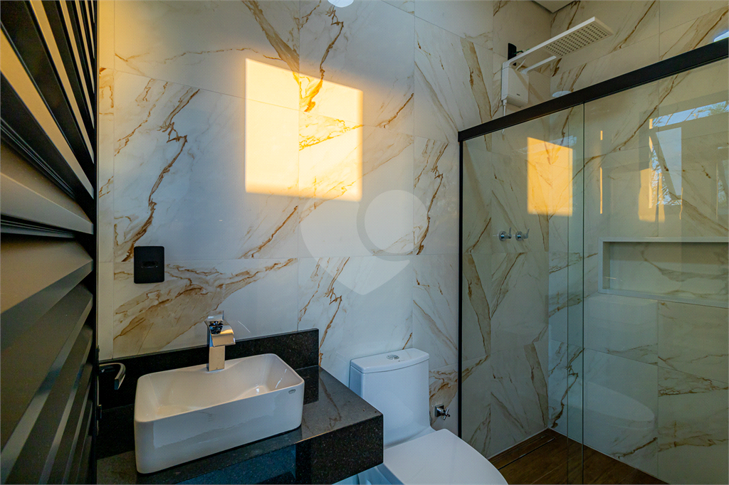 Casa de Condomínio à venda com 3 quartos, 315m² - Foto 25