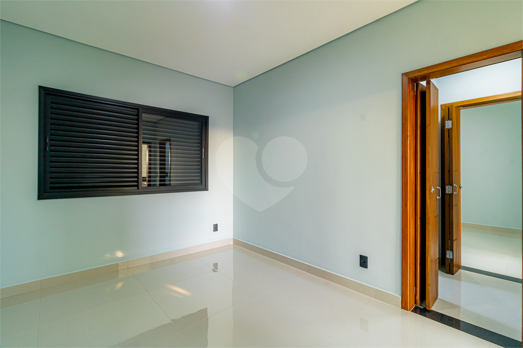 Casa de Condomínio à venda com 3 quartos, 315m² - Foto 9