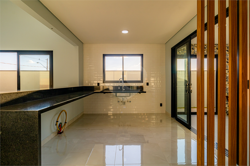 Casa de Condomínio à venda com 3 quartos, 315m² - Foto 11