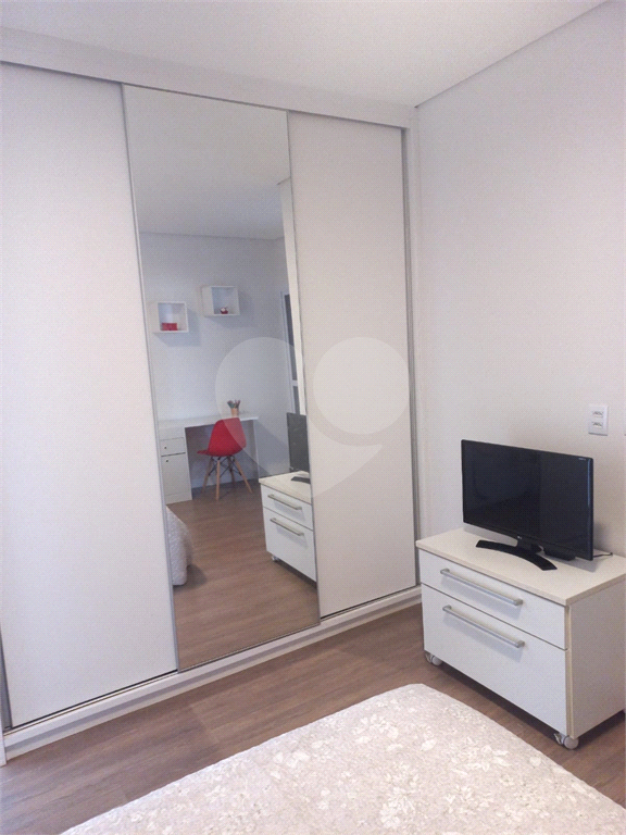 Casa de Condomínio para alugar com 3 quartos, 290m² - Foto 13