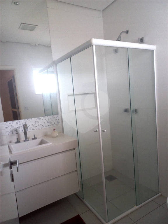 Casa de Condomínio para alugar com 3 quartos, 290m² - Foto 27