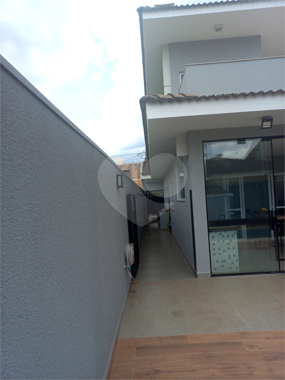 Casa de Condomínio para alugar com 3 quartos, 290m² - Foto 25