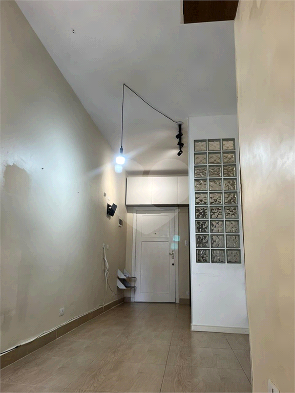 Apartamento à venda com 1 quarto, 23m² - Foto 37