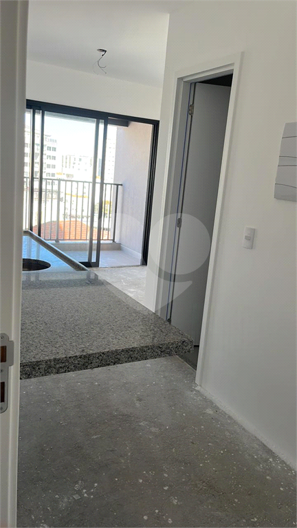 Apartamento à venda com 1 quarto, 25m² - Foto 7